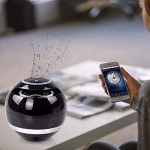 Bluetooth hangszóró LED lámpával Hordozható vezeték nélküli mini hangszóró Mobil zene MP3 mélynyomó TF  Ball CattleBie T&G A18