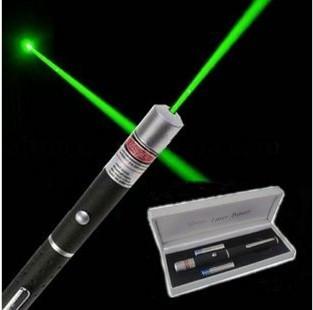 Green Laser Pointer cserélhető fejrésszel (Extra erős)