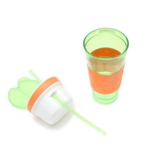 Snackeez ! 2 az 1-ben ital és étel kulacs (  Plastic 2 in 1 Snack & Drink Cup One Cup )