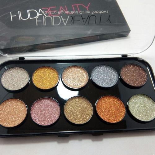 Huda Beauty csillogó szemhéjfesték paletta