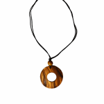 Nyaklánc barna medállal