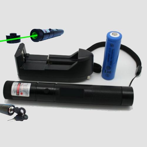 Green Laser Pointer cserélhető fejrésszel (1000mw 532nm)