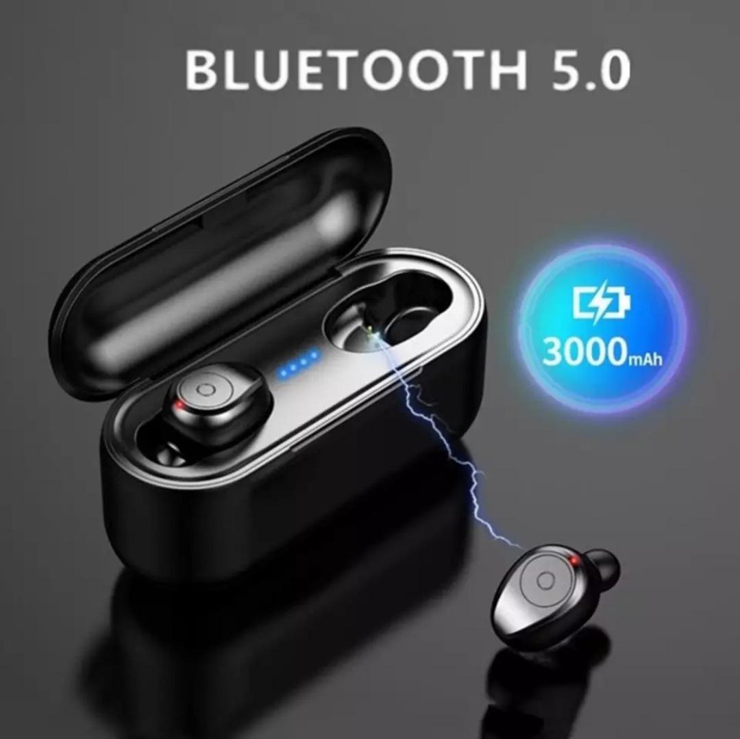 F9 TWS vezeték nélküli fülhallgató Bluetooth 5.0 mágneses töltőtokkal