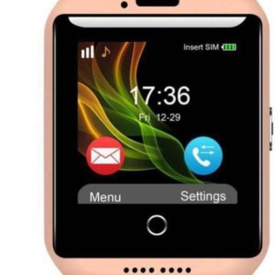 AlphaOne Ívelt kijelzős okosóra Magyar menü Arany Fekete Q18 - SIM foglalat,kamera